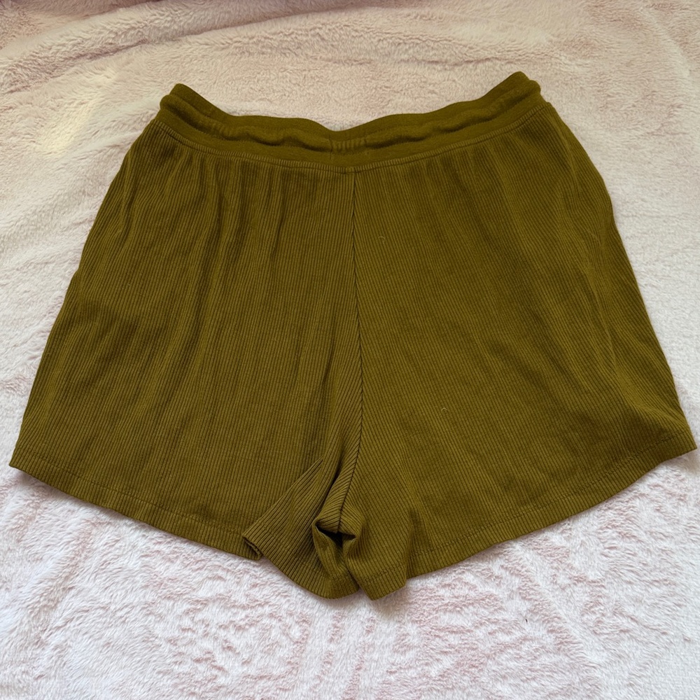 Lou & Grey Shorts ** Bundle 5+ items and name your offer!!! 💖💞 - Picture 3 of 3